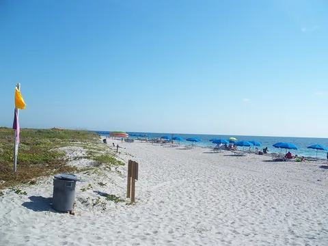 Bill Baggs Cape Florida State Park: the grounds