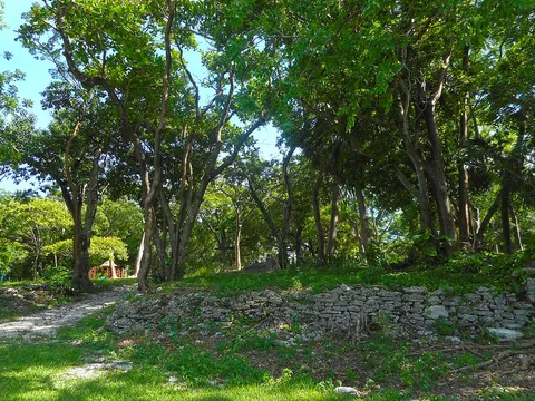 E. G. Sewell Park: the grounds