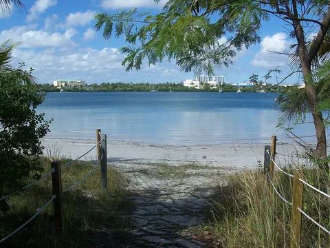 Oleta River State Park: the grounds