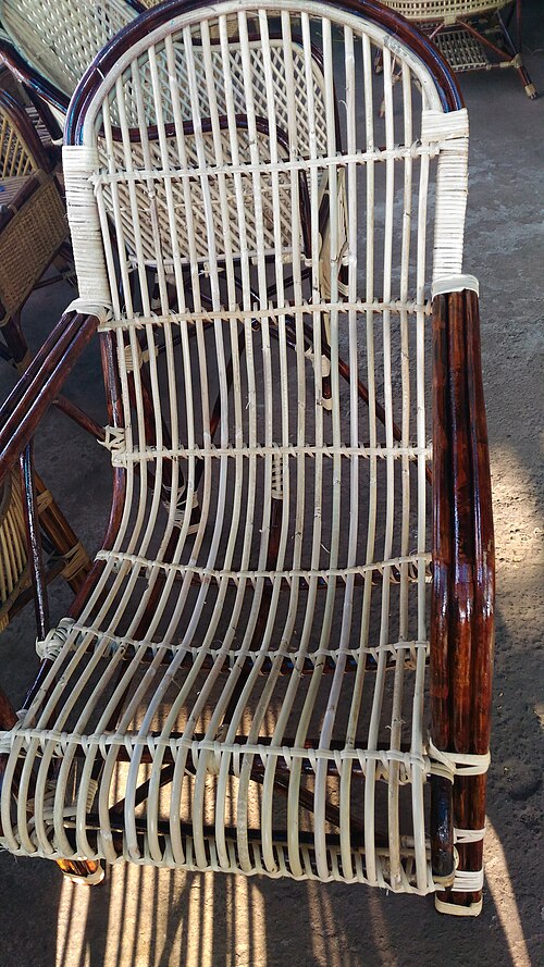Rattan: chooral furniture
