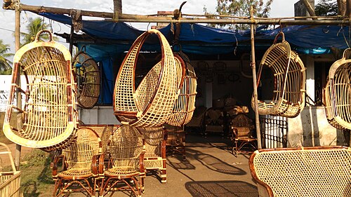 Rattan: chooral furniture
